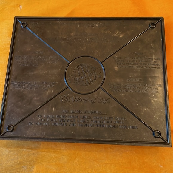 Vintage Etch a sketch - Picture 4 of 4